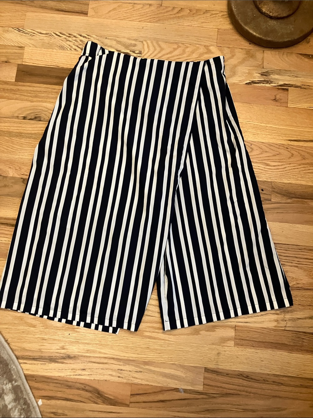 Zara Navy and White Vertical Stripe Wide-Leg Skirt-Pant